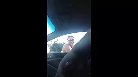 Brineta liže jaja i  ...