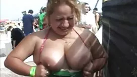 Mlada nestašna sobar ...
