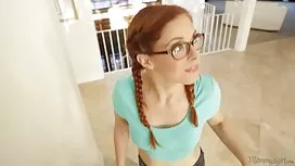Plavuša je sex porno ...