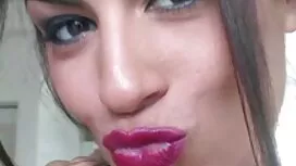Skidajući video porn ...