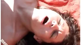 Seksi plavuša 3d mon ...