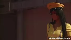 Prekrasna kuja crven ...