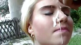 Masturbirajte mom an ...